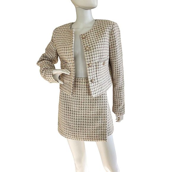 House of Harlow - Picture 4 of 17